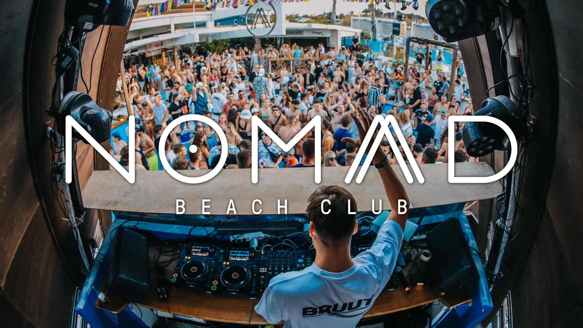 Mitten im Herzen am Zrce Beach wurde 2019 das Club & Restaurant Nomad eröffnet und bereits 2021 wieder modernisiert. Im Style einer Oase bietet das Nomad eine mediterrane Küche, fantastische Musik bei Tag und Nacht mit eine einzigartige entspannte Party Atmosphäre in einem modern entworfenen Flair. Der Pool befindet sich in der Mitte des Clubs, es gibt eine Snack-Ecke mit Pizza, mehrere Bars sowie ein neues Sound-/Lichtsystem.